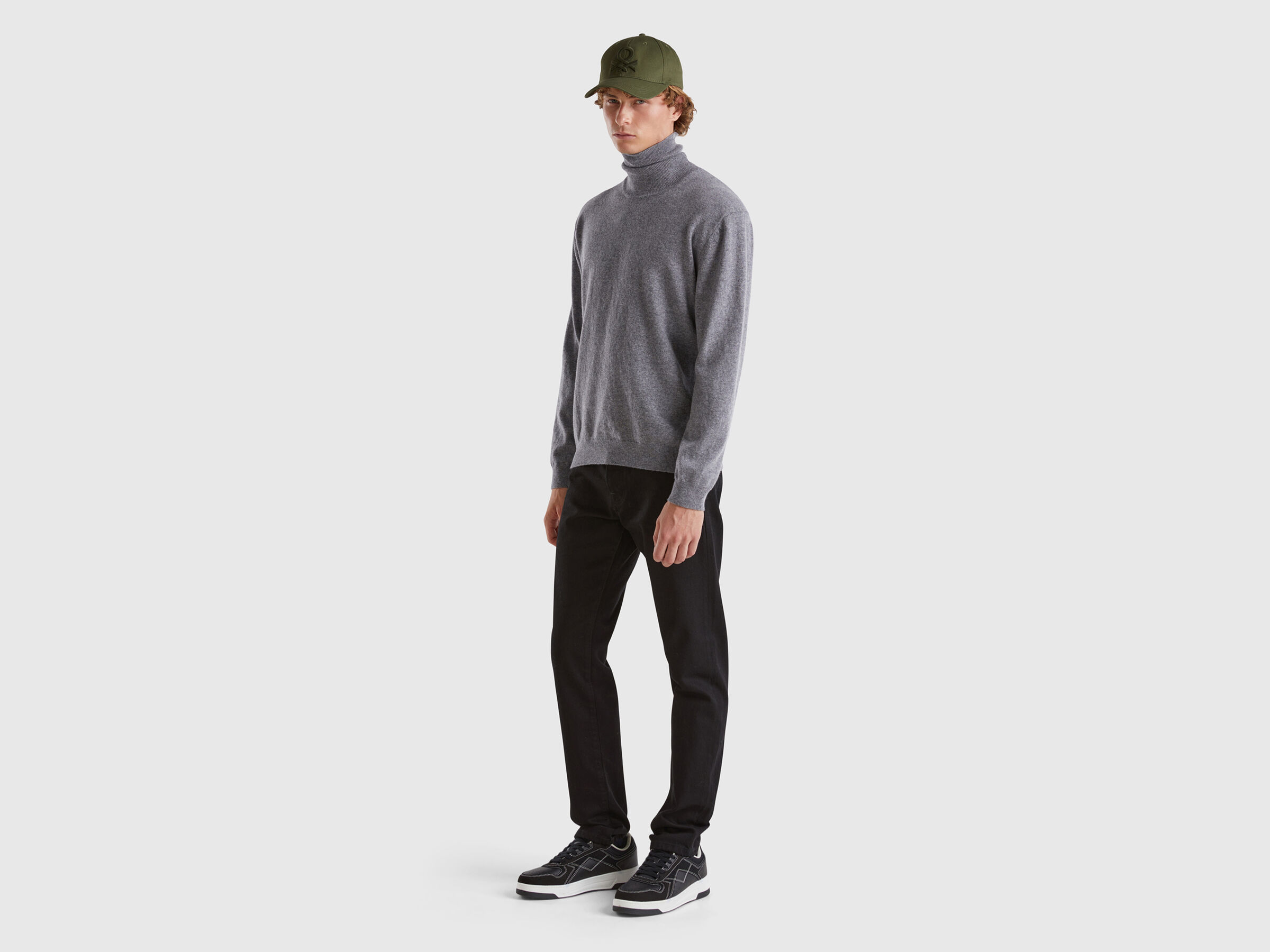 TURTLE NECK SWEATER Homme image number 3